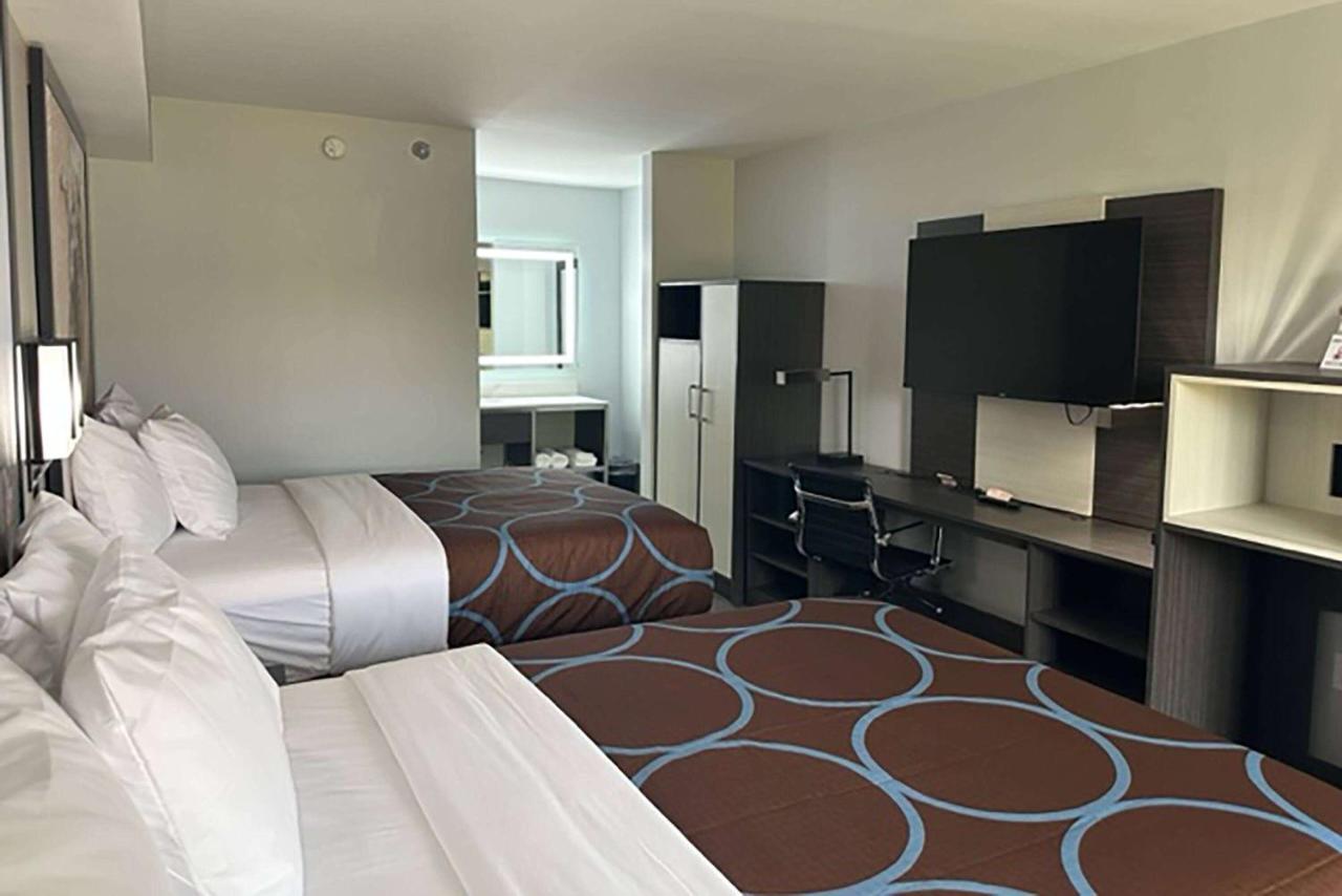 Super 8 By Wyndham Baltimore Northwest Екстер'єр фото