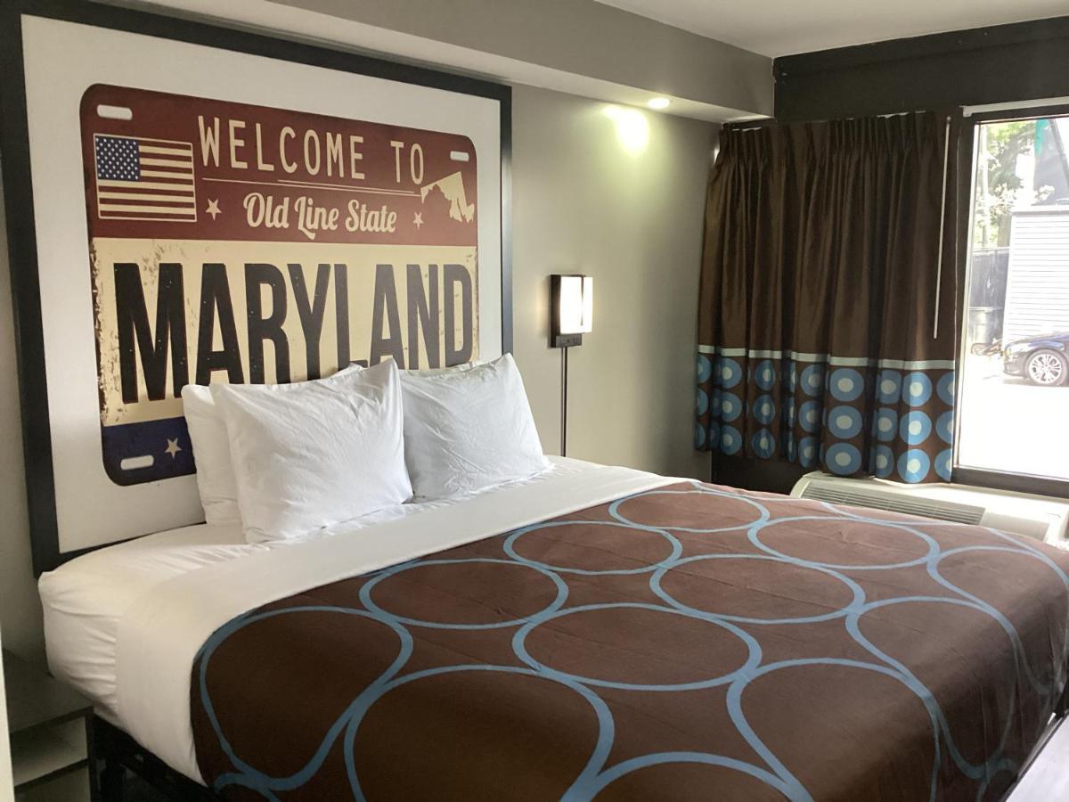 Super 8 By Wyndham Baltimore Northwest Екстер'єр фото