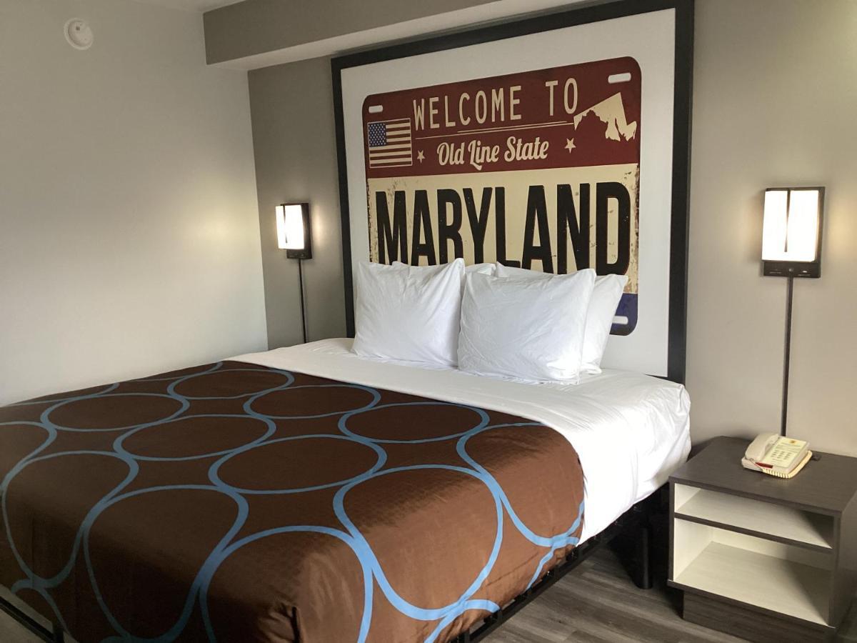 Super 8 By Wyndham Baltimore Northwest Екстер'єр фото