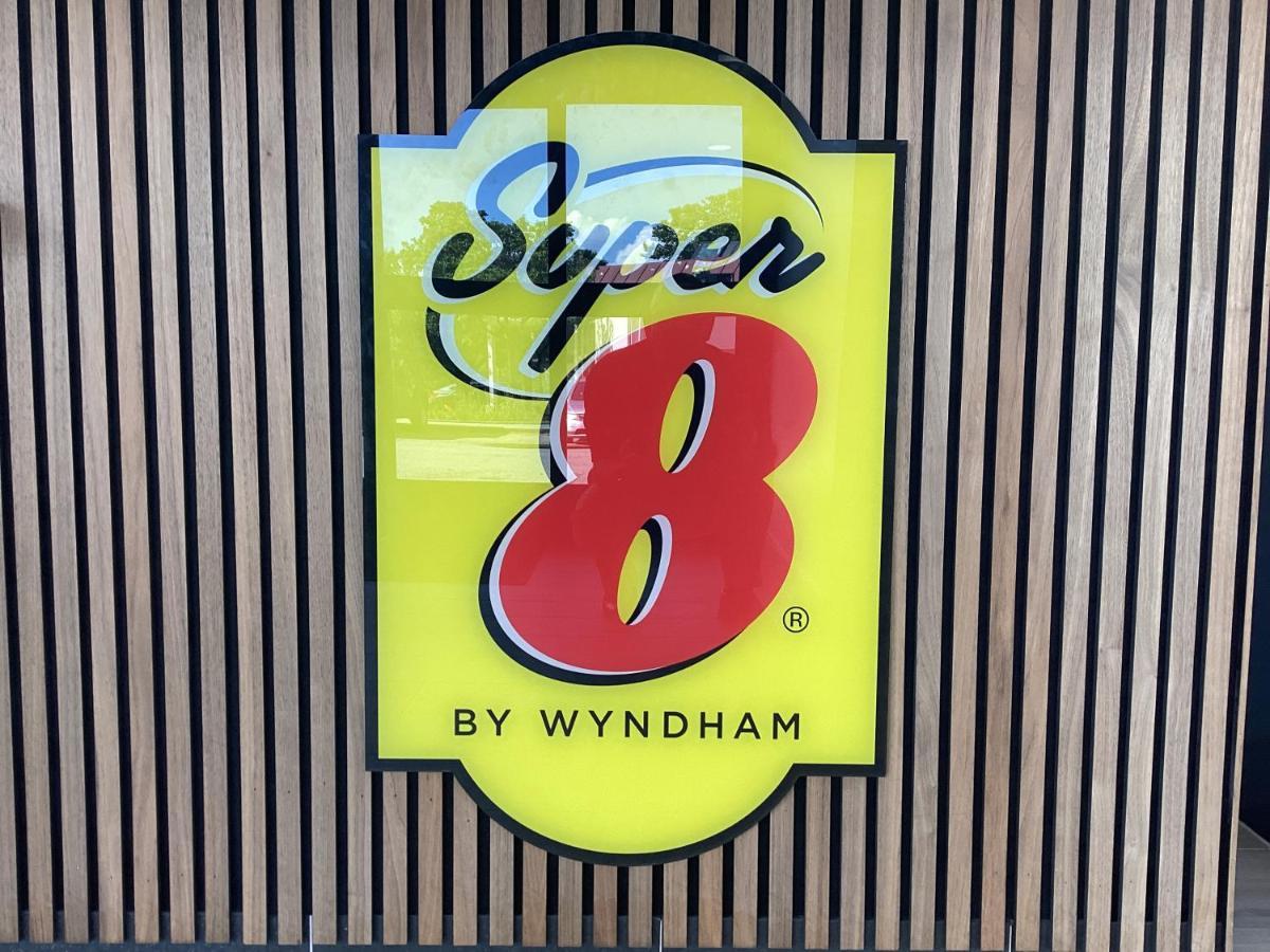 Super 8 By Wyndham Baltimore Northwest Екстер'єр фото