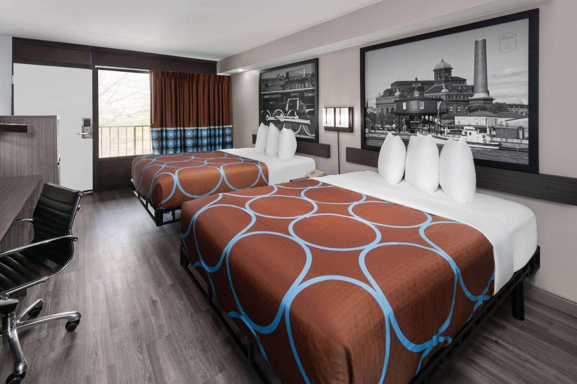 Super 8 By Wyndham Baltimore Northwest Екстер'єр фото
